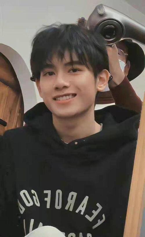 r1se国产搞笑视频,欢乐无限，笑点连连